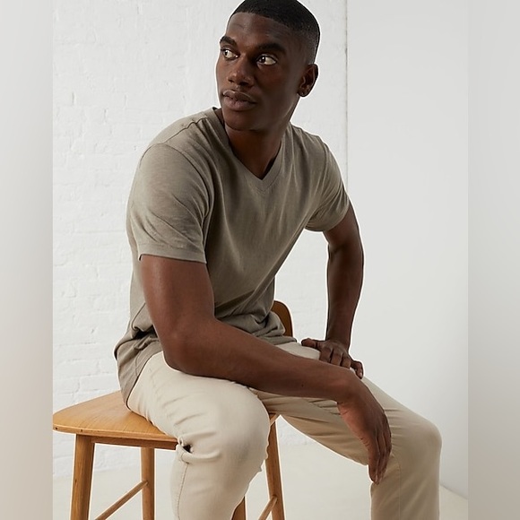 UpWest Clean Cotton V-Neck T-Shirt R133 V2 N222 - Picture 5 of 8